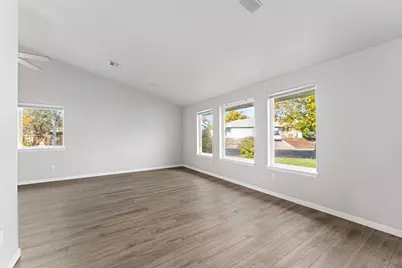 468 Merlee Circle, Eagle Point, OR 97524 - Photo 4