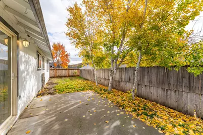 468 Merlee Circle, Eagle Point, OR 97524 - Photo 24