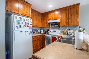 887 Silver Fox Dr, Central Point, OR 97502 - Photo 8