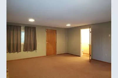 511 NW Woodson Drive, Grants Pass, OR 97526 - Photo 32