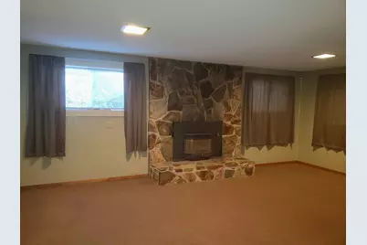 511 NW Woodson Drive, Grants Pass, OR 97526 - Photo 30