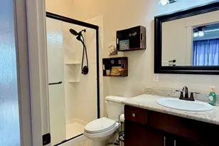 1627 S Columbus Ave, Medford, OR 97501 - Photo 16