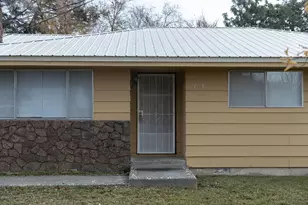 2783 Diane Dr, Klamath Falls, OR 97603 - Photo 2