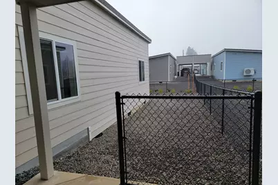 4069 S Pacific Highway #103, Medford, OR 97501 - Photo 14