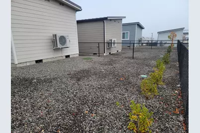 4069 S Pacific Highway #103, Medford, OR 97501 - Photo 16