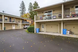 207 Madrone St, Rogue River, OR 97537 - Photo 16