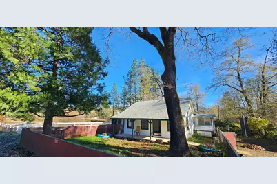 1411 Rockydale Road, Cave Junction, OR 97523 - Photo 4