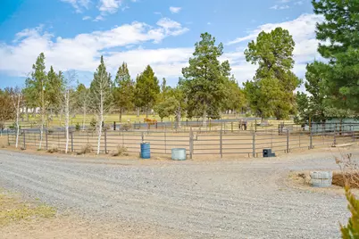 62118 Cody Jr Road, Bend, OR 97701 - Photo 36