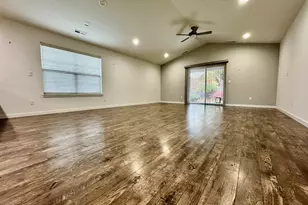 126 SW Vicki Ln, Grants Pass, OR 97526 - Photo 12
