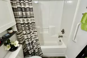 126 SW Vicki Ln, Grants Pass, OR 97526 - Photo 14