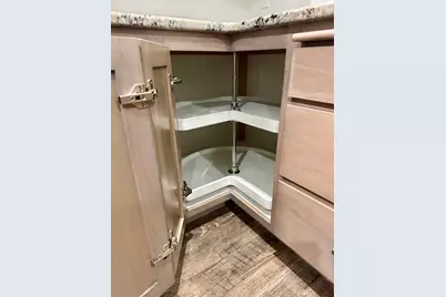 126 SW Vicki Lane, Grants Pass, OR 97526 - Photo 6