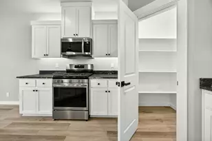 3735 Carlin Dr, Medford, OR 97504 - Photo 22