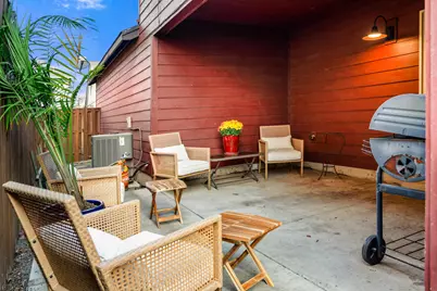 20456 Brentwood Avenue, Bend, OR 97702 - Photo 32