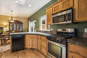 20663 Jayhawk Ln, Bend, OR 97702 - Photo 16