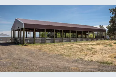 7140 Jake Road, Klamath Falls, OR 97601 - Photo 32