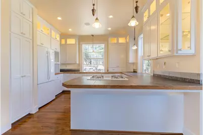 7140 Jake Road, Klamath Falls, OR 97601 - Photo 8