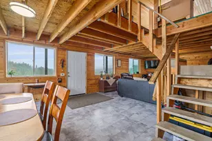 311 Grays Creek Rd, Grants Pass, OR 97527 - Photo 14