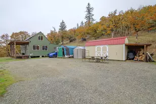 311 Grays Creek Rd, Grants Pass, OR 97527 - Photo 20