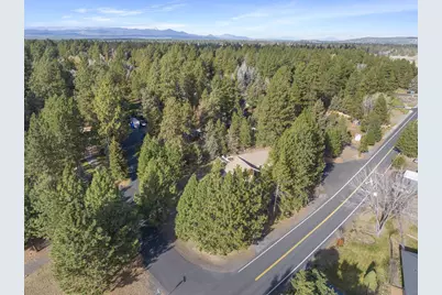 60781 Country Club Drive, Bend, OR 97702 - Photo 34