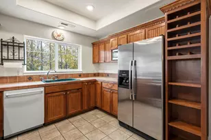 1924 Myers Ln, Medford, OR 97501 - Photo 14