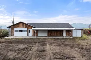 1924 Myers Ln, Medford, OR 97501 - Photo 60