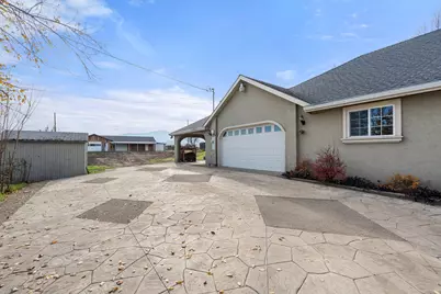 1924 Myers Lane, Medford, OR 97501 - Photo 40
