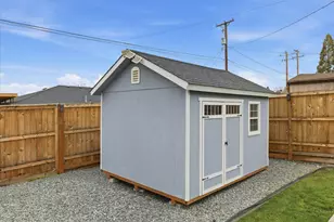 533 Pearl St, Medford, OR 97504 - Photo 22