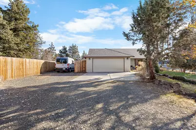 65050 92nd Street, Bend, OR 97703 - Photo 2