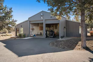 18025 Cascade Estates Dr, Bend, OR 97703 - Photo 44