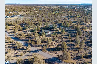 18025 Cascade Estates Drive, Bend, OR 97703 - Photo 58