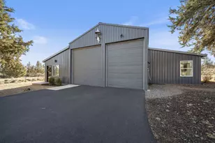 18025 Cascade Estates Dr, Bend, OR 97703 - Photo 46