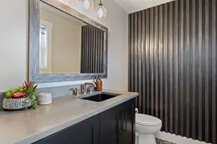 18025 Cascade Estates Dr, Bend, OR 97703 - Photo 28