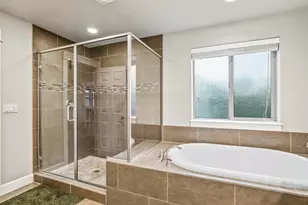 21352 NE Evelyn Pl, Bend, OR 97701 - Photo 26