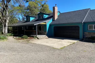 4970 Old Stage Rd, Central Point, OR 97502 - Photo 1