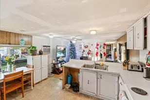 1550 Drury Ln, Grants Pass, OR 97527 - Photo 12