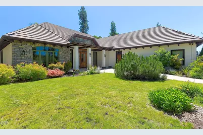 903 Nicklaus Point Lane, Grants Pass, OR 97526 - Photo 2