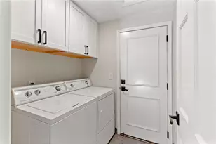 3228 Auburn Wy, Medford, OR 97504 - Photo 22