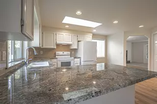 3037 Jenero Ct, Medford, OR 97504 - Photo 12