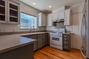 246 9th St Alley, Ashland, OR 97520 - Photo 12