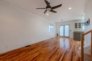 246 9th St Alley, Ashland, OR 97520 - Photo 4