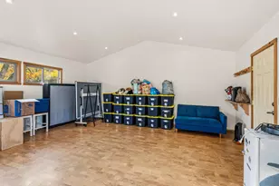 560 Woodberry Ln, Jacksonville, OR 97530 - Photo 38