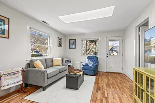 134 N 2nd St, Ashland, OR 97520 - Photo 4