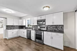 1737 Hybiscus St, Medford, OR 97504 - Photo 22