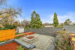 1737 Hybiscus St, Medford, OR 97504 - Photo 48