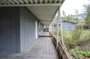 13230 Hwy 238, Jacksonville, OR 97530 - Photo 30