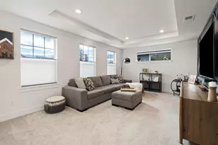 60915 SE Epic Pl, Bend, OR 97702 - Photo 18