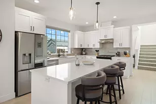 60915 SE Epic Pl, Bend, OR 97702 - Photo 10