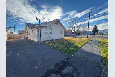 1401 E Main Street, Klamath Falls, OR 97601 - Photo 12