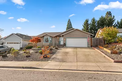 380 Sunnyside Drive, Winston, OR 97496 - Photo 2