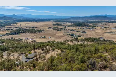 198 Flamingo Drive, Eagle Point, OR 97524 - Photo 52